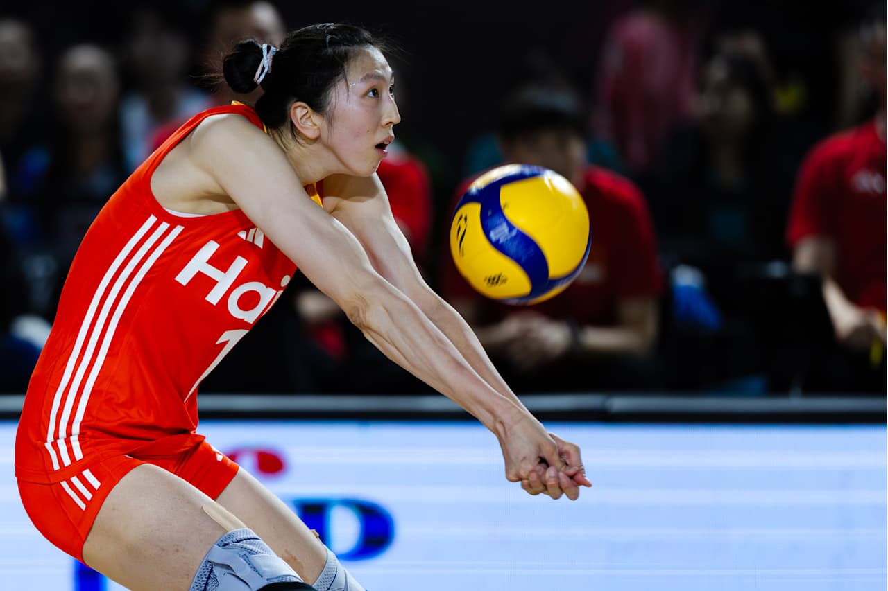 中国女排吴梦洁 透露突发伤病 主帅赵勇：立足自身发挥迎战法国队