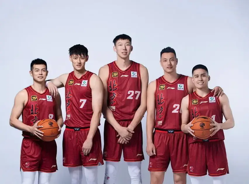 CBA新赛季格局大变，六大国企球队争四强席位，广东辽宁目标八强