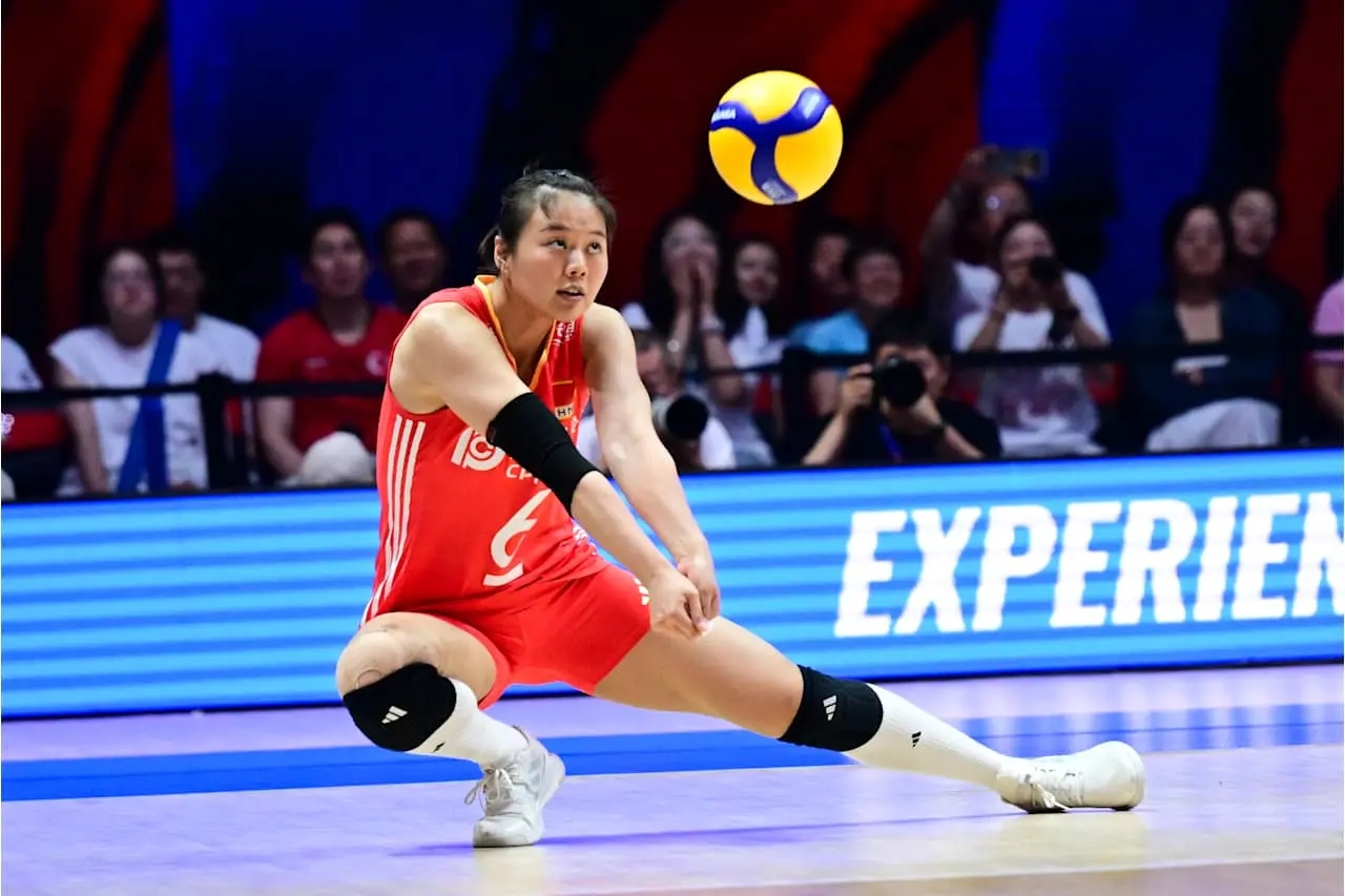 最新世界排名：第5盘17-19，中国女排险返top3，官网16强赛程有变