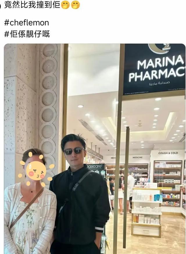 谢霆锋带大儿子迪拜玩赛车，两父子走路插口袋戴墨镜一样帅气十足