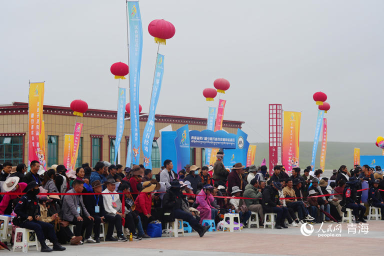 一场民族体育的盛会 一次民族团结的欢聚