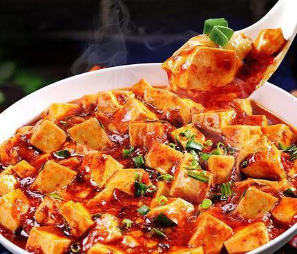 麻婆豆腐与家常豆腐：差异何在？究竟有哪些区别？