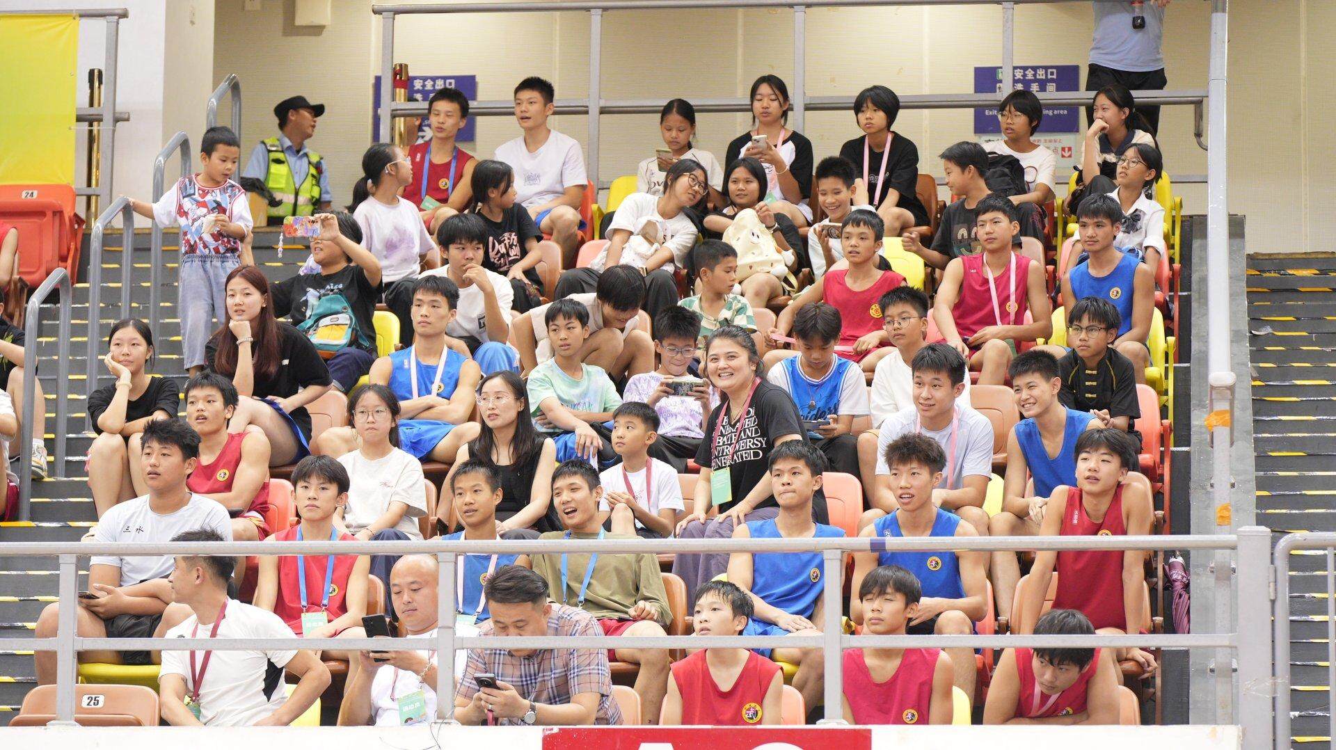 湛江市民以实际行动彰显城市温度