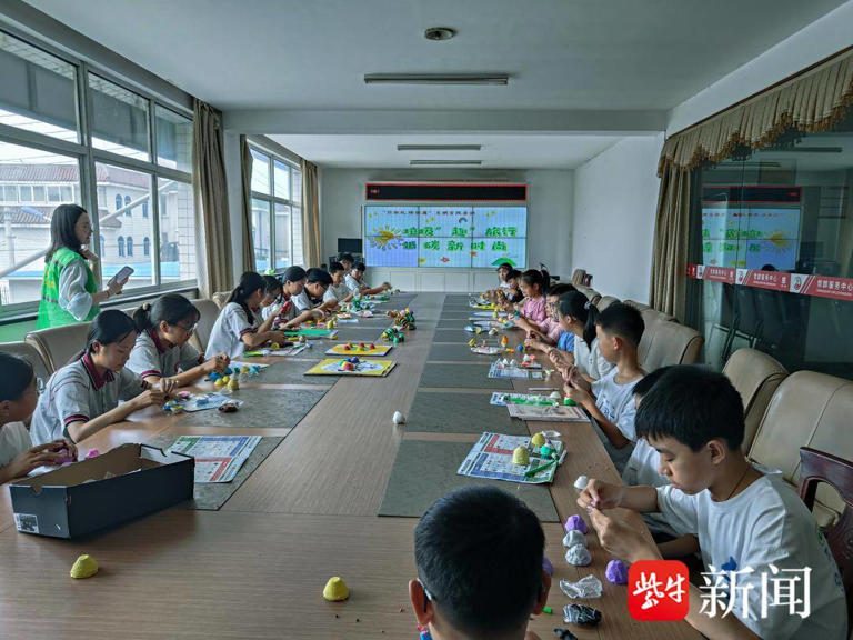 800 余名青少年参与！镇江 “童眼看城管 垃圾分类‘镇’精彩” 夏令营圆满收官
