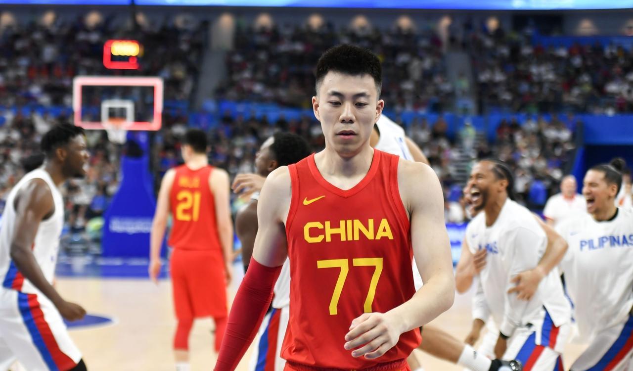 CBA联赛：张镇麟转会上海男篮，这是一个什么信号呢？