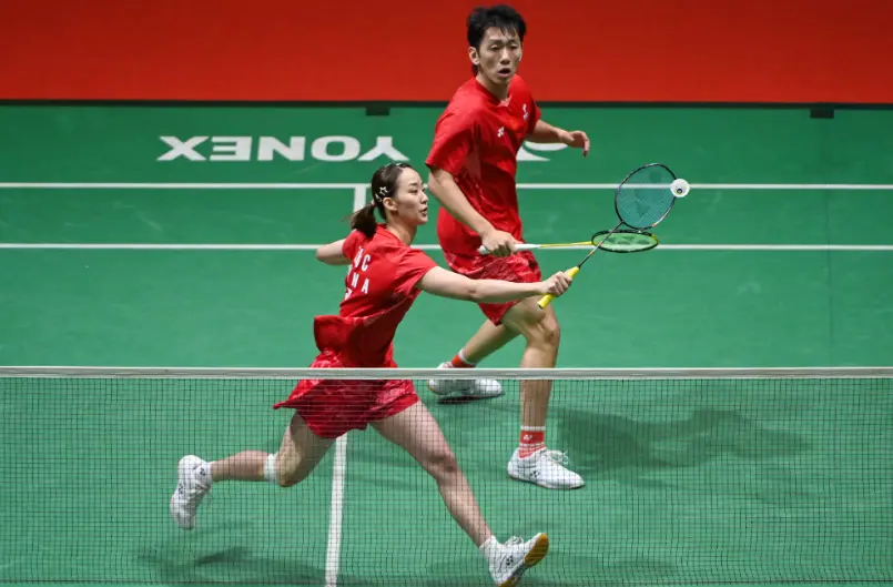 为世界第一复仇！张弛闪耀全场，星驰组合2-0擒黑马晋级世锦赛8强