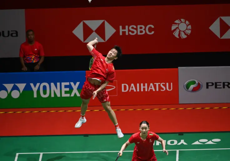为世界第一复仇！张弛闪耀全场，星驰组合2-0擒黑马晋级世锦赛8强