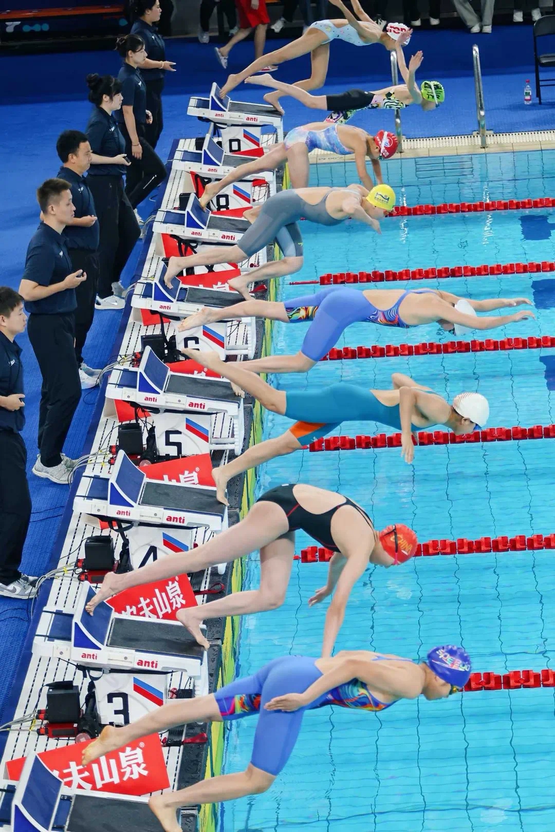 千名小将竞逐！全国青少年游泳U系列赛在蓉举行