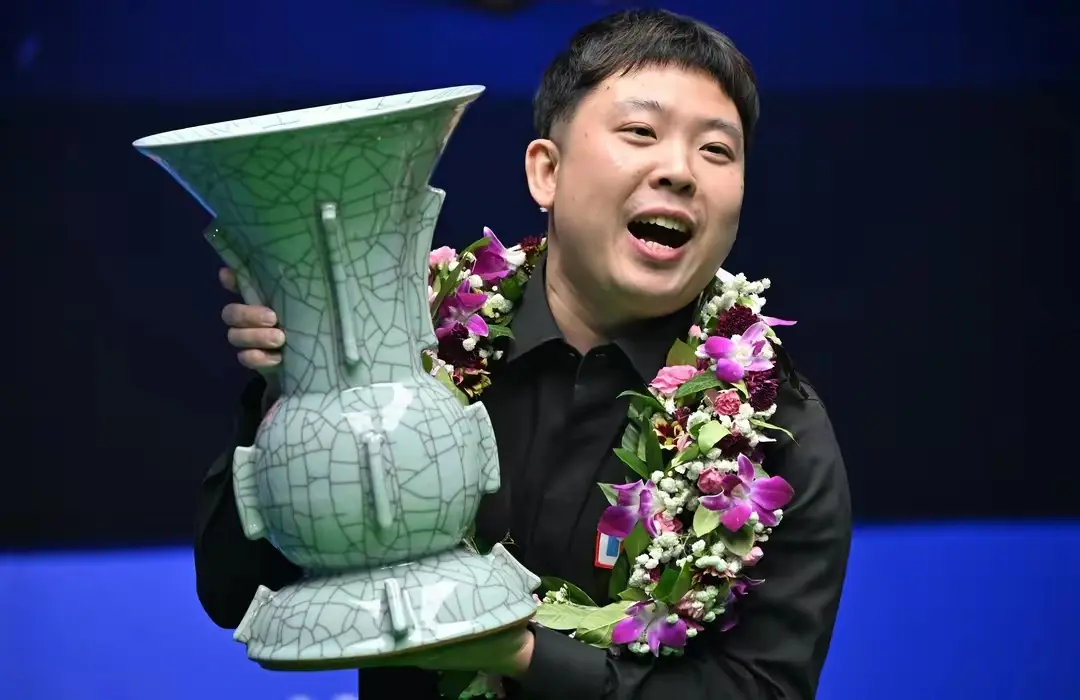 世界第12溃败出局！豪取29万奖金，肖国栋5-逆转大黑马，晋级四强