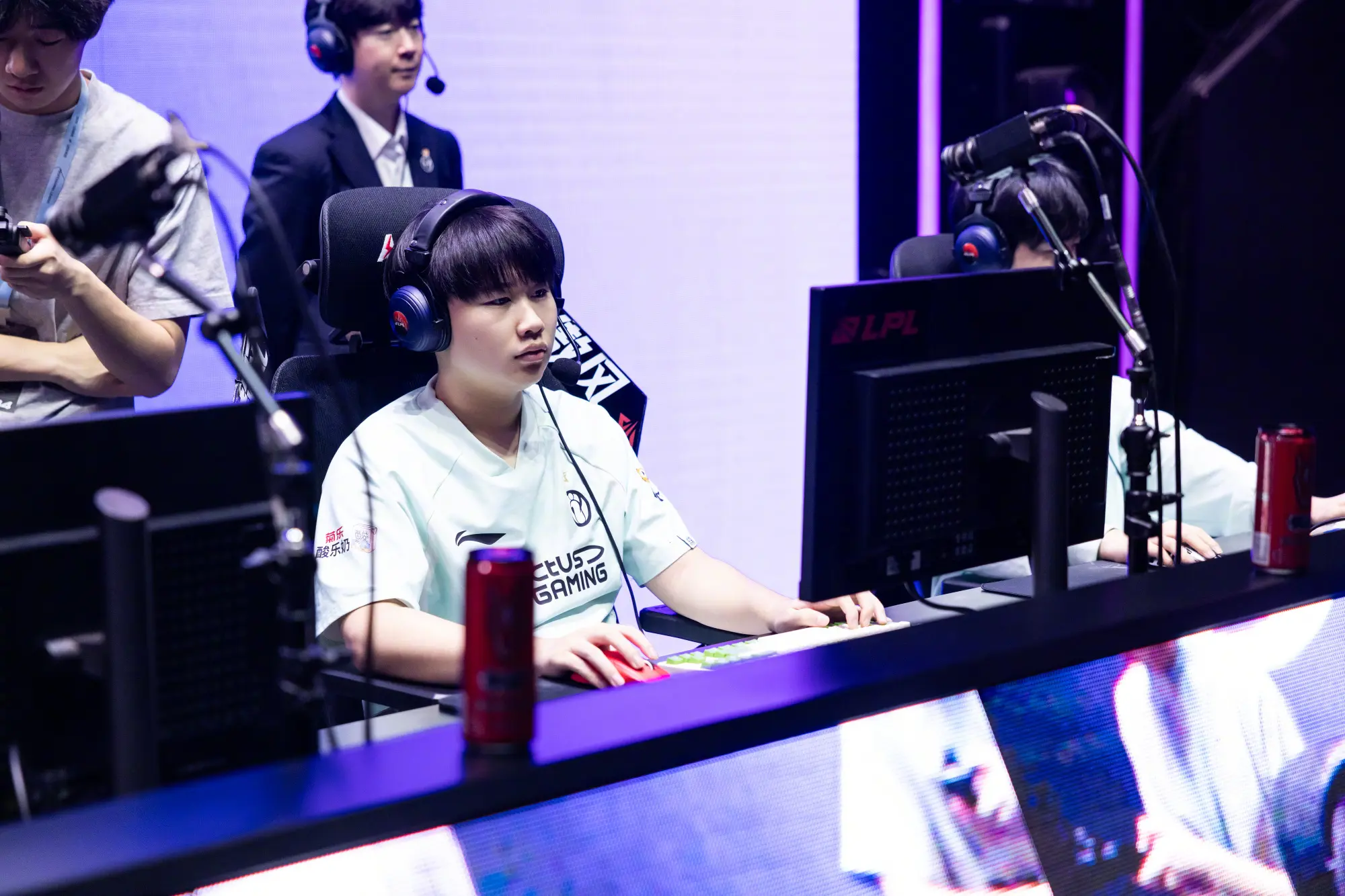IG2-0横扫BLG，锁定登峰组第2！Gala伤害爆炸，ELK表现不佳