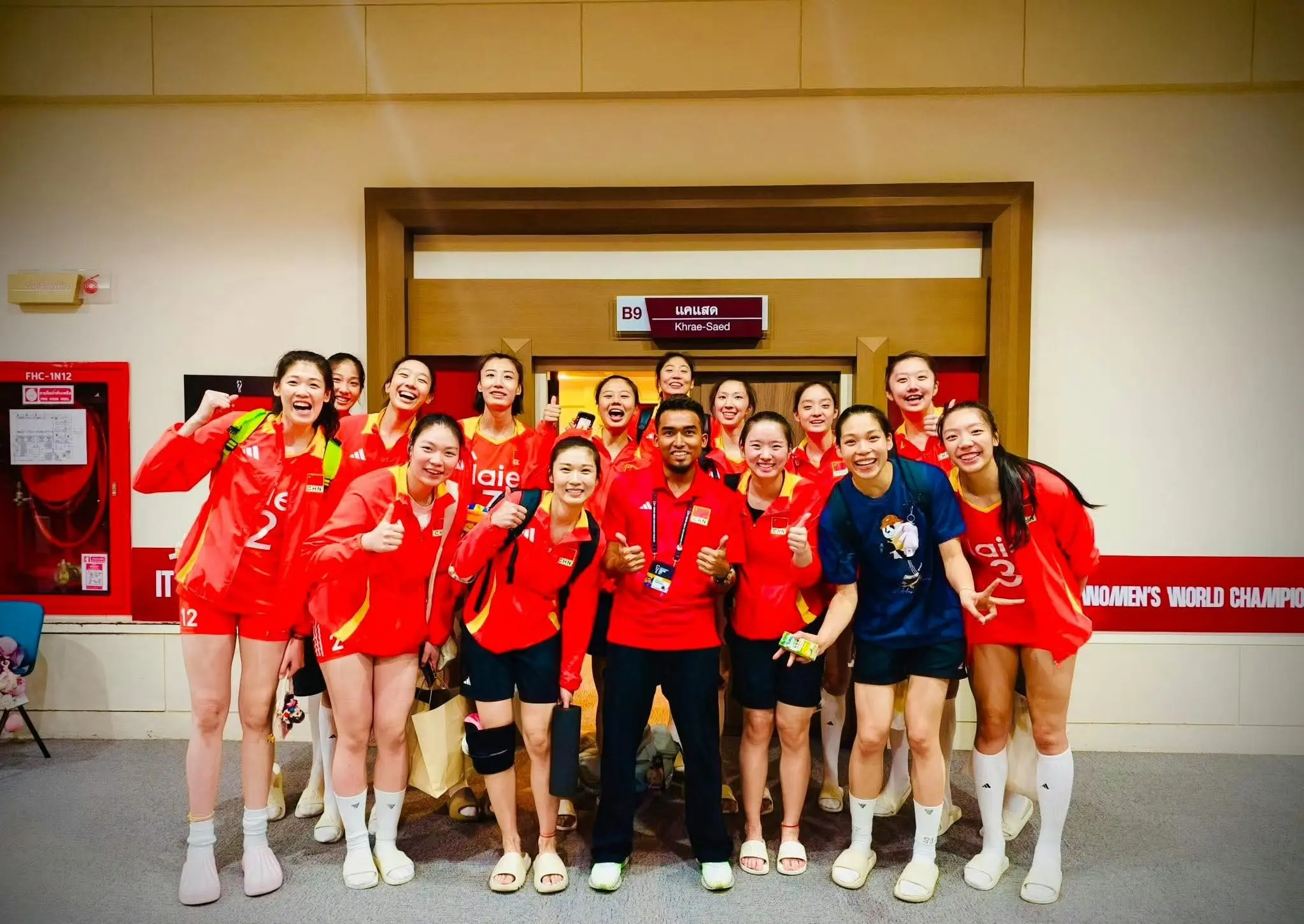 中国女排淘汰赛时间调整！主办方给出回应，不利于球队备战