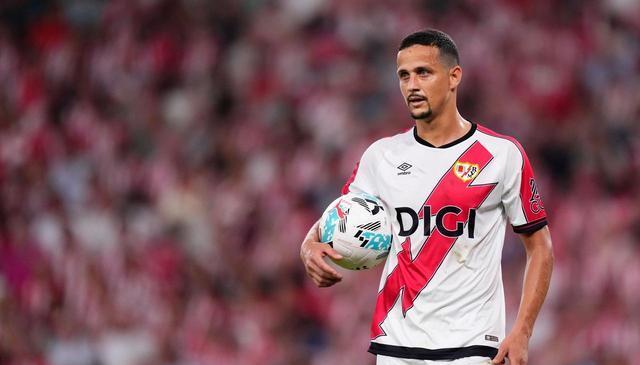 欧协联附加赛：4-0，西甲第8大胜晋级，32岁阿尔瓦罗无敌双响炮