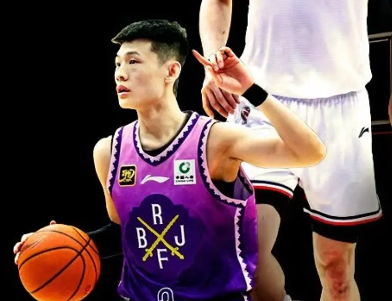 压哨引进王岚嵚！辽宁男篮再少一个主力，北控男篮真的拼了