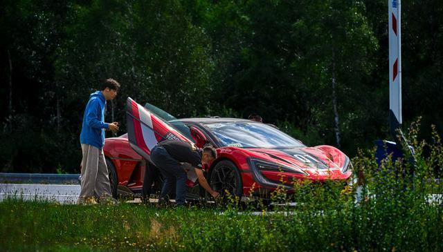 中国 超跑极速登顶全球，仰望U9赛道版做到了