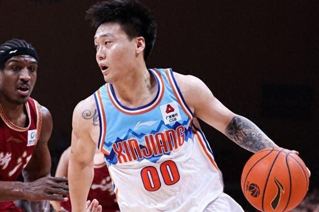 特权明显！赵睿加盟北汽，挑战转会规则，CBA或再现“周琦条款”