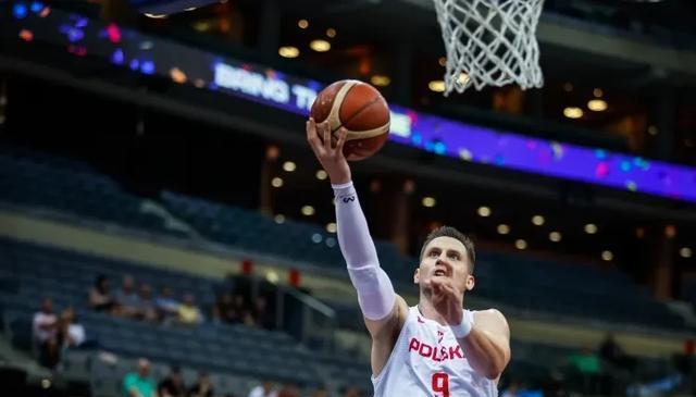东契奇首秀砍34+4+9+5仍输球，斯洛文尼亚95 - 105不敌波兰
