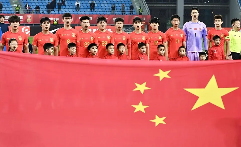 U22国足亚预赛23人名单：王钰栋领衔强阵！胡荷韬压哨入围 4将被裁