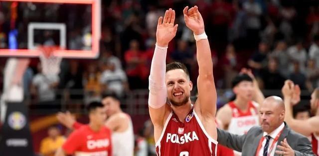 东契奇首秀砍34+4+9+5仍输球，斯洛文尼亚95 - 105不敌波兰