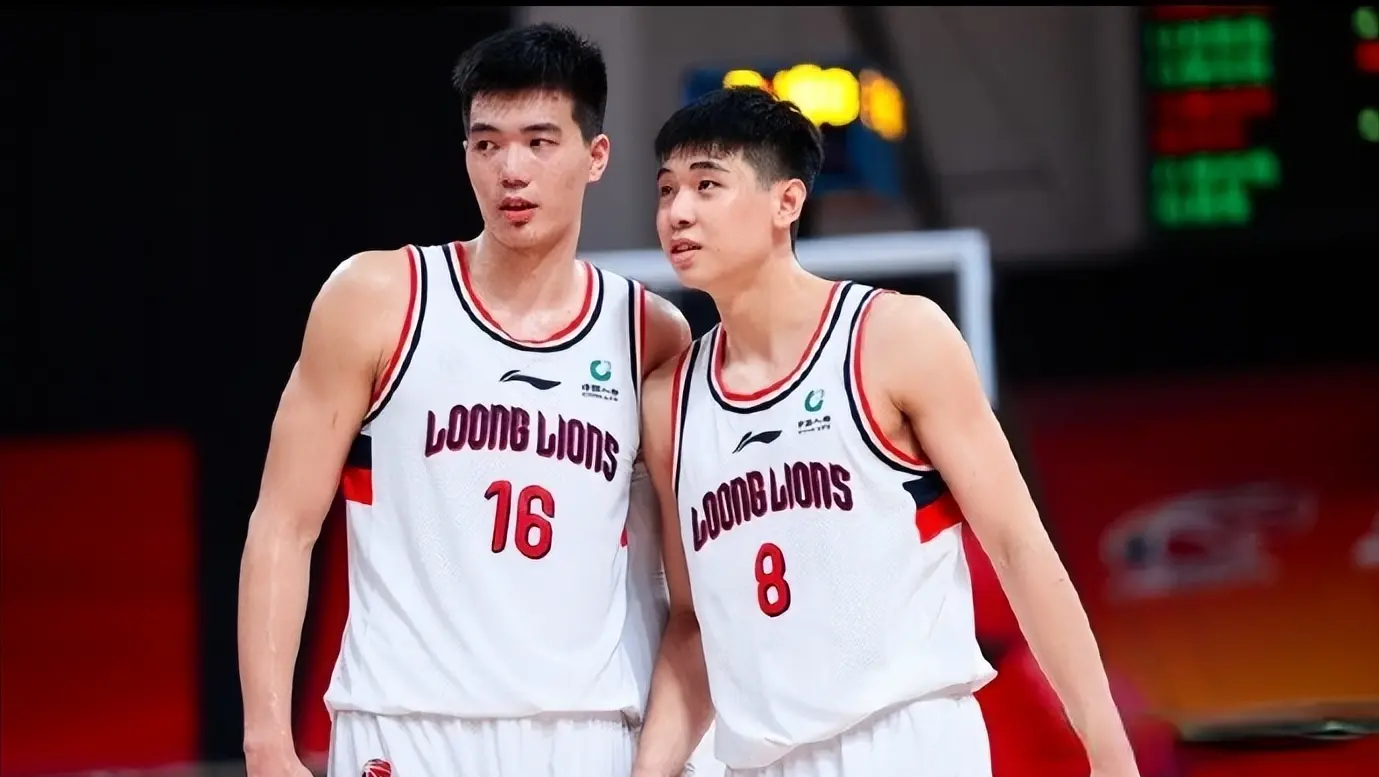 满满正能量！广东男篮正式官宣，焦泊乔来了，一句话点出其价值