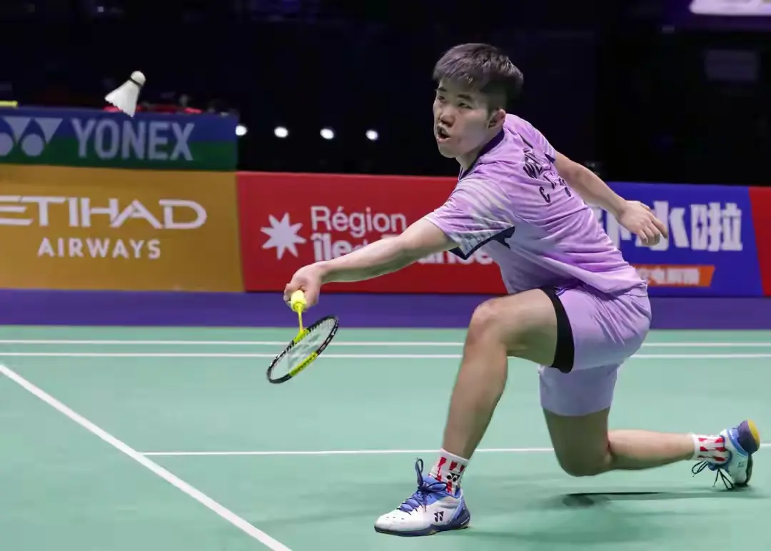 中国三组选手强势晋级羽毛球世锦赛四强 石宇奇苦战过关