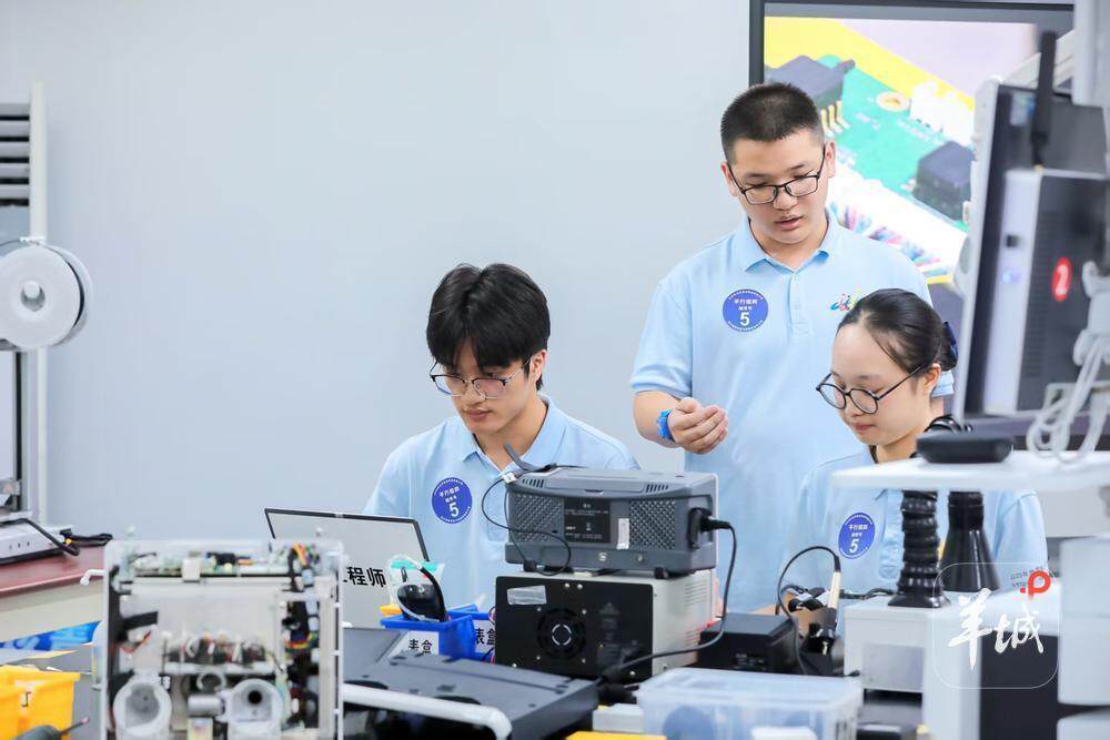 世校赛新赛道金奖出炉！医疗器械制造与运维赛道圆满落幕