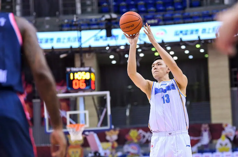 正式退役！北京首钢四年三冠功勋老臣转型成为梯队教练，为球队打造未来