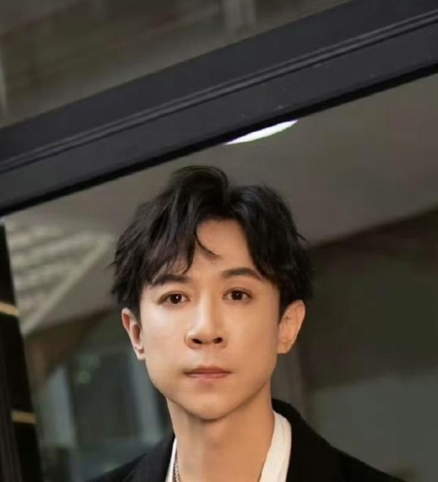 张维伊和董璇的综艺让人窒息，这对是不是剧本，观众没空陪你胡闹