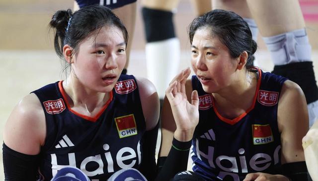 中国女排：赵勇让张籽萱独挑大梁，这是一个什么信号呢？
