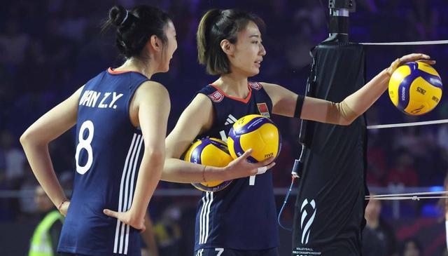 中国女排：赵勇为何让张籽萱独挑大梁，到底是哪出了问题！