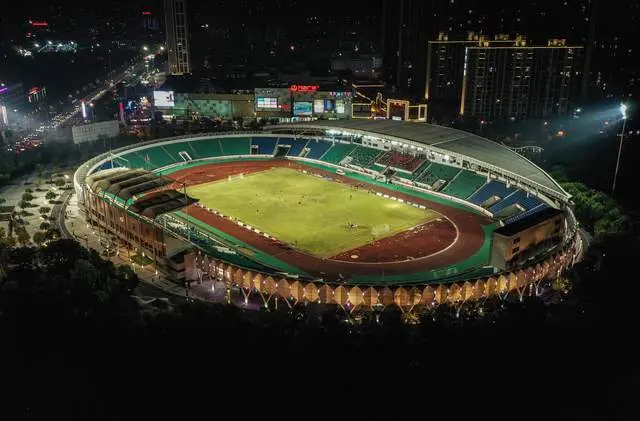“随超”来了！“炎炎杯”2025年随州市男子足球联赛开赛！