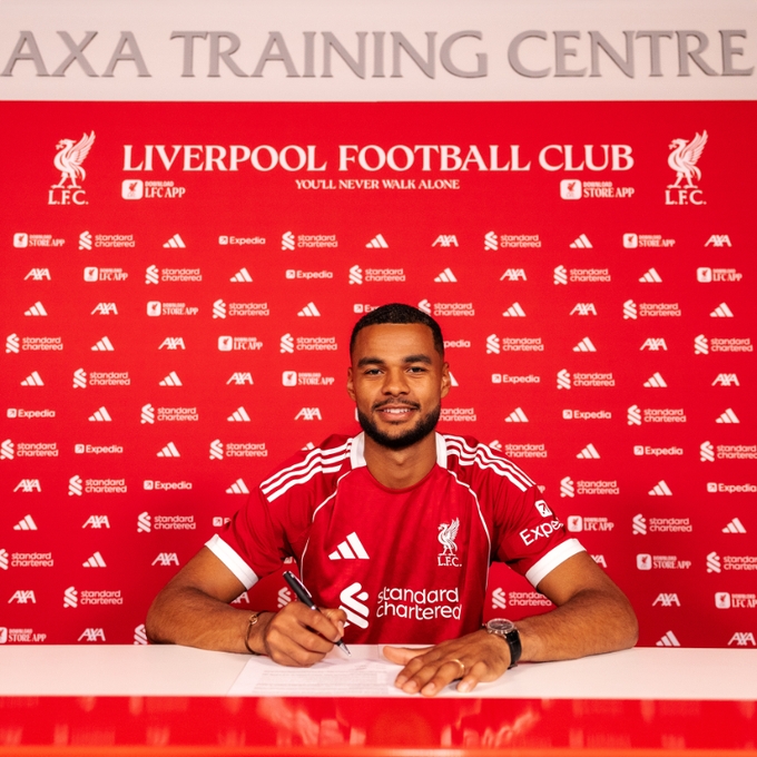 加盟两年半夺2冠！官方：26岁加克波与利物浦续下长约