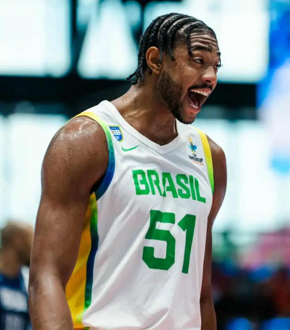 末节11分吹反攻号角！火箭旧将20+7逆转美国 巴媒：他仍属NBA级别