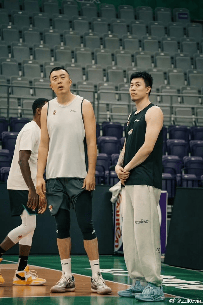 张镇麟回忆辽篮碎片：我们在夏天相遇，又走向各自的夏天