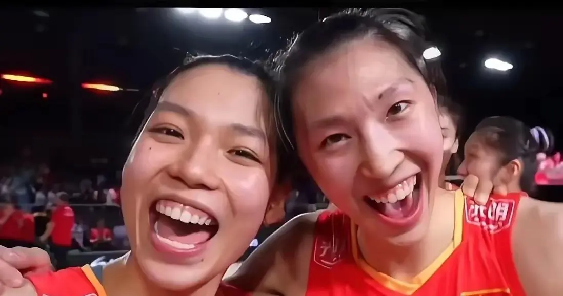 18点！CCTV5直播，中国女排冲八强，吴梦洁是关键，拦网成期待