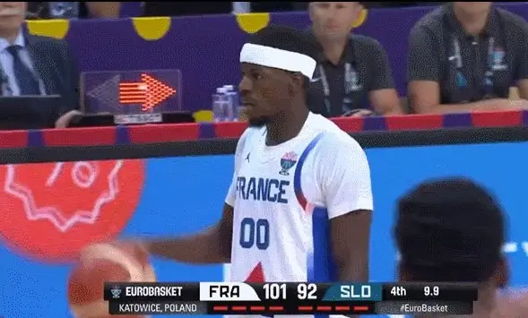 1756608344246074254.gif