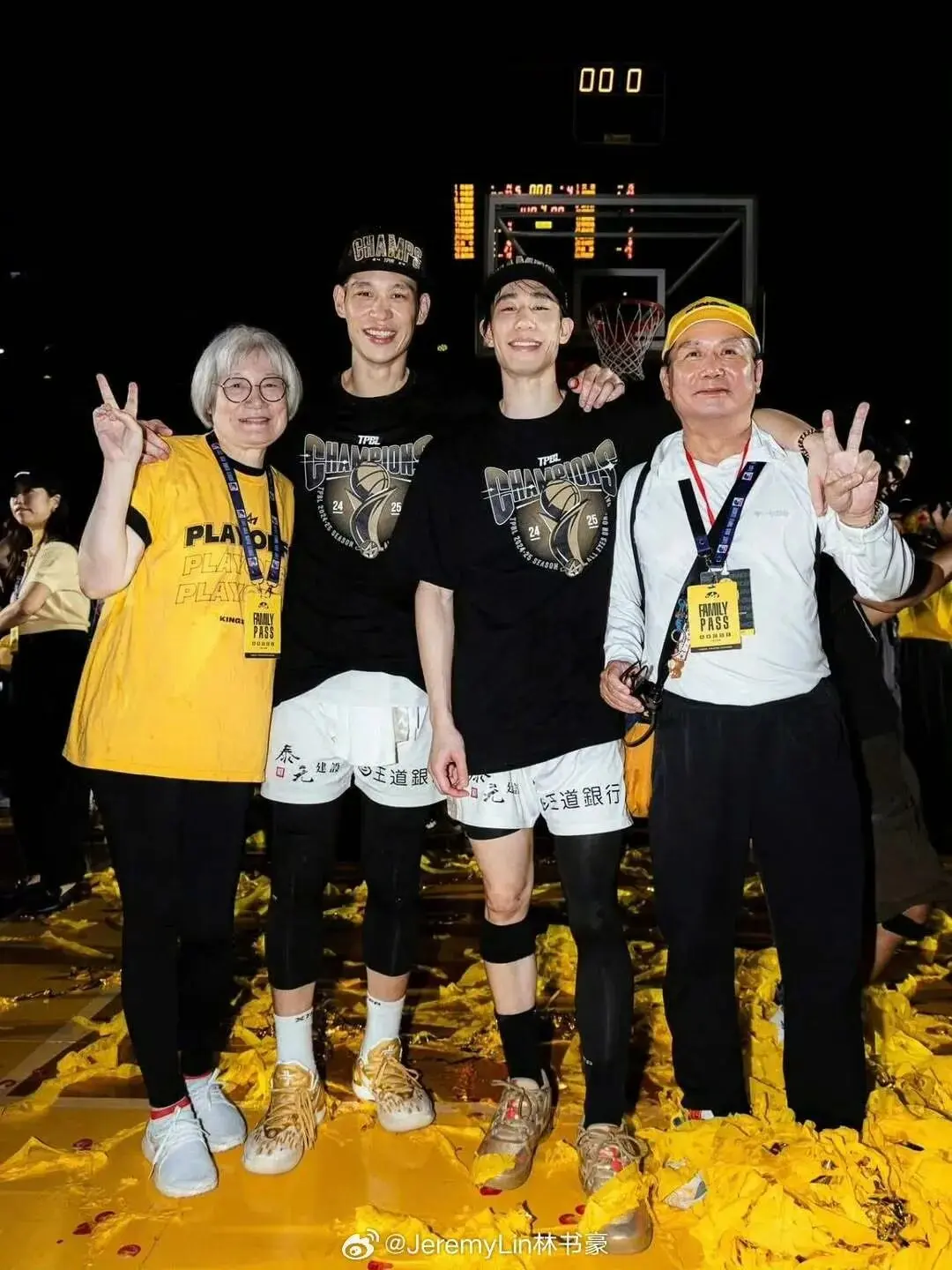 刚刚！林书豪宣布退役