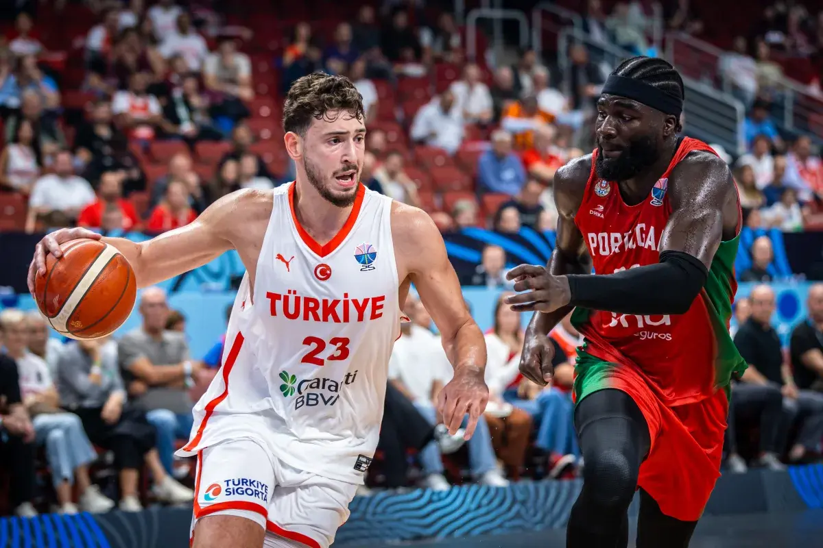 申京欧锦赛遇真正试金石！战约基奇将定义NBA中锋新格局