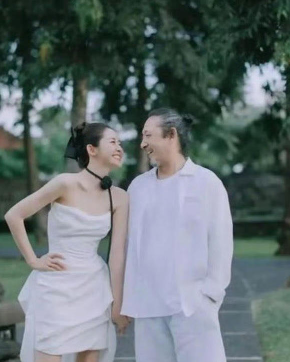 比董璇还“晕”?万千惠面临婚姻与事业困局