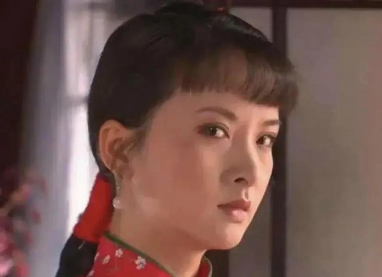 《大宅门》中白景琦的4个女人只有黄春最好，其余三个都不是善茬