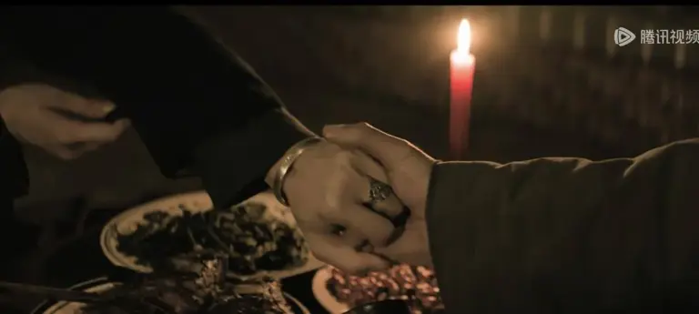 这“虎狼之词”！《归队》中的42岁蒋欣，上演“教科书式撩汉”