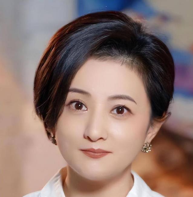 童星金铭演“小婉君”红遍全国，44岁未婚，她如今过得怎样？