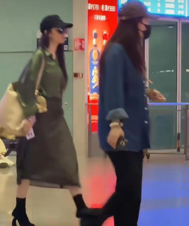 刘亦菲低调回京，告别丑私服打扮超时髦，粉丝：有新工作了？