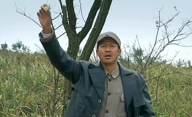 张国强：被前妻嫌穷，40岁二婚带子娶郭京飞前任，如今苦尽甘来