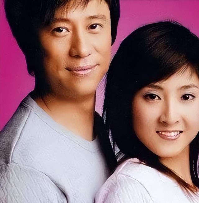 解晓东现状：定居安徽，陪九旬父亲安度晚年，57岁还出席商演赚钱