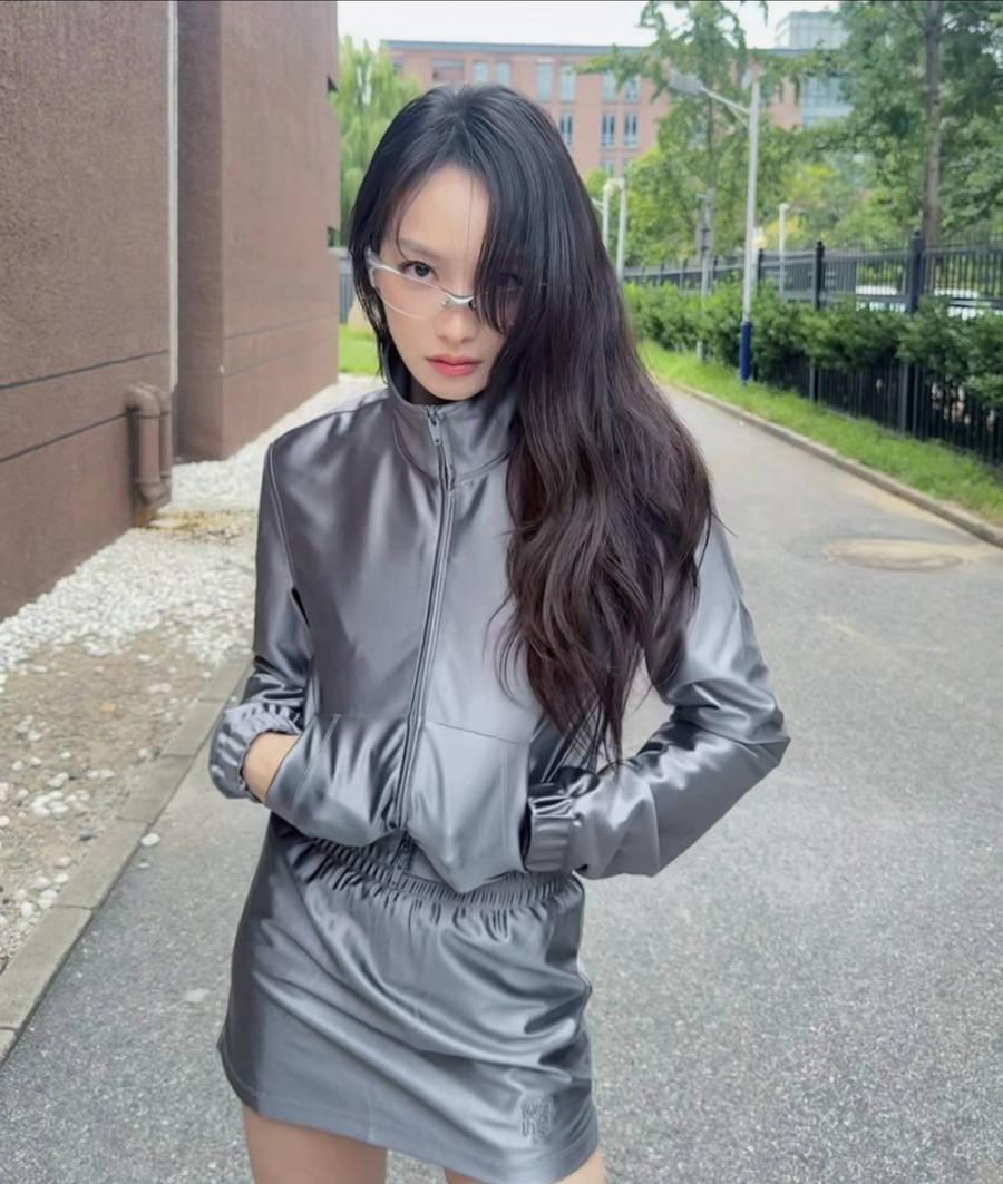 宋茜新照变身机械姬，这套造型藏了大心思