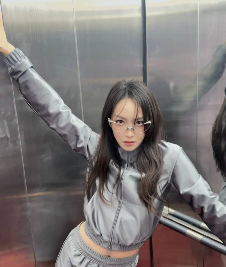 宋茜新照变身机械姬，这套造型藏了大心思