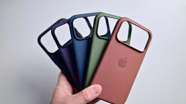 苹果 iPhone 17 系列、iPhone Air 手机壳上手：科技织物领衔
