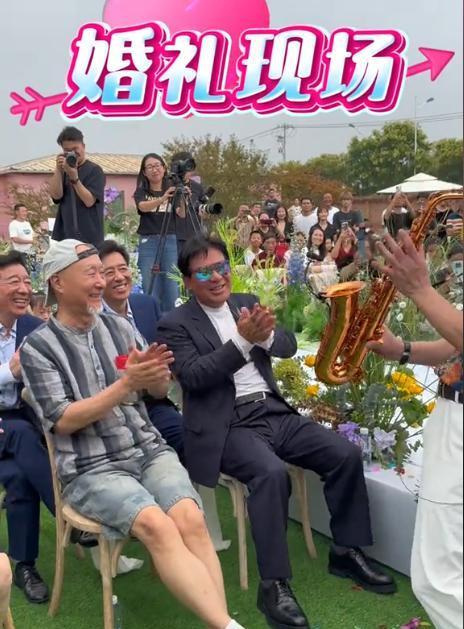 朱时茂和陈佩斯罕见同框，一个大腹便便一个帅成小伙，差距明显