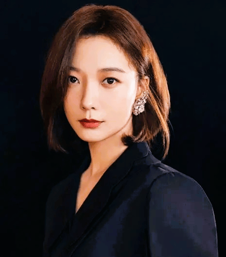  王珞丹现身北京电影节创投会，首次以导演身份亮相