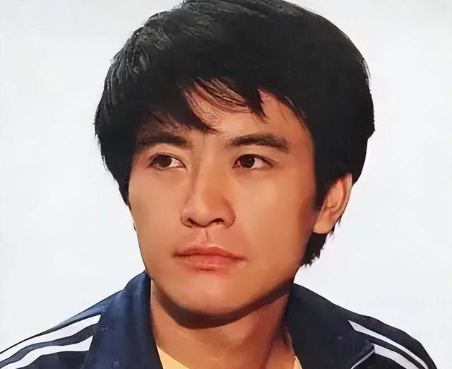 周里京：和现任25年无绯闻，却唯独愧对女儿和亡故30年的发妻！